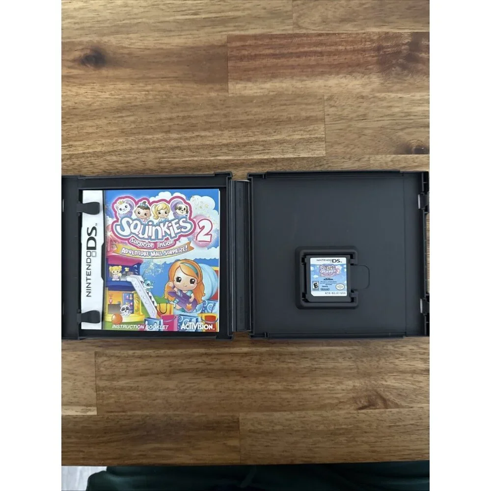 Squinkies 2: Adventure Mall‎ Surprize (Nintendo DS, 2011) CIB Complete & Tested